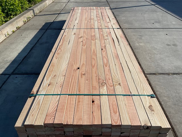 Ca. 96x douglas regels geschaafd, 45x70mm, lengte 400cm - afbeelding 1 van  3
