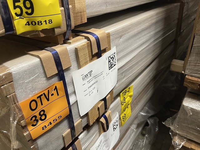 Ca. 96x guyana teak dekdelen gevingerlast, 21x120mm, lengte 400cm - afbeelding 4 van  4