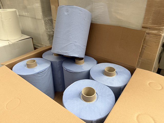 Ca. 96x handdoekrol hpg motion 100% cellulose blauw 2 laags 24 cm breed 150 meter, blauw - afbeelding 5 van  6