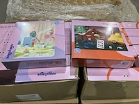 Ca. 96x puzzels 1000 stukjes, anydays