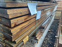 Ca. 97x douglas planken fijnbezaagd, 31x150mm, lengte 500cm - afbeelding 2 van  3