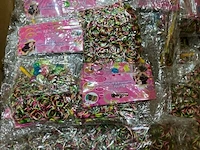 Ca. 97x verpakkingen loombandjes
