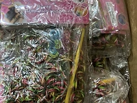 Ca. 97x verpakkingen loombandjes - afbeelding 3 van  4