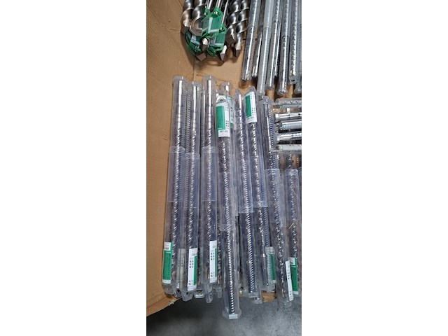 Ca. 98x hamerboor, hitachi, diverse soorten - afbeelding 2 van  11