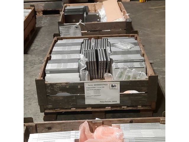 Ca. 98x laptop, dell - afbeelding 2 van  13