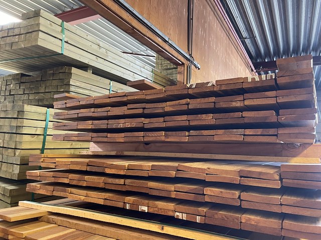 Ca. 99x guyana ipé country grade planken geschaafd, 18x90mm, lengte 250cm - afbeelding 3 van  3