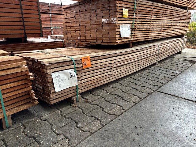 Ca. 99x guyana teak beschoeiingsplanken, 20x100mm, lengte 400cm - afbeelding 4 van  4