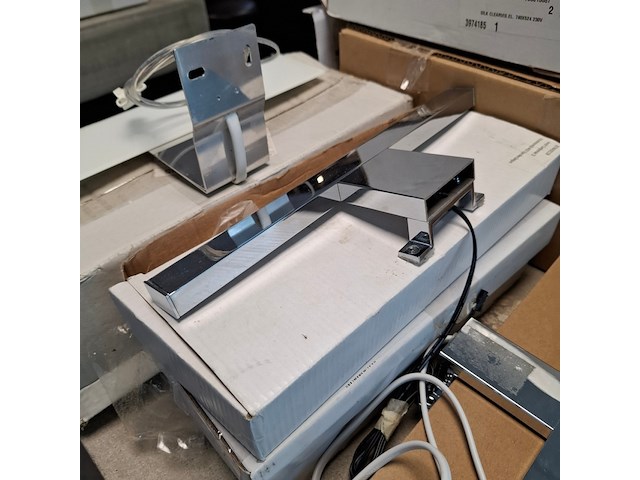 Ca. 9x spiegelverwarming/ verlichting - afbeelding 4 van  9