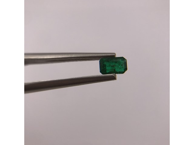 Ca.13x kleine smaragden, edelsteen, groen - afbeelding 3 van  4