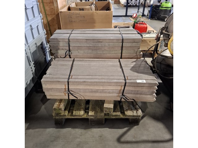 Ca.150x palen massaranduba - afbeelding 1 van  4