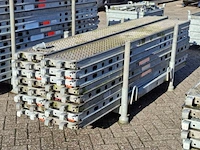 Ca.16x o-roostervloer, layher, allround | 257x32 cm, in transportbok
