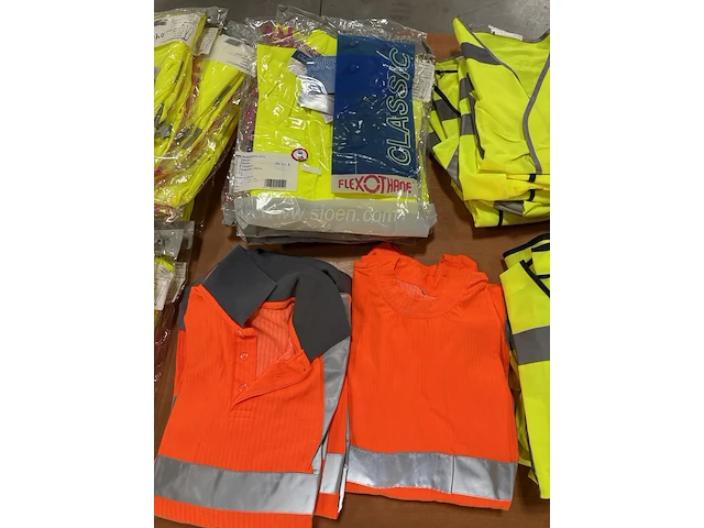Ca.188x diverse werkkleding - afbeelding 23 van  23