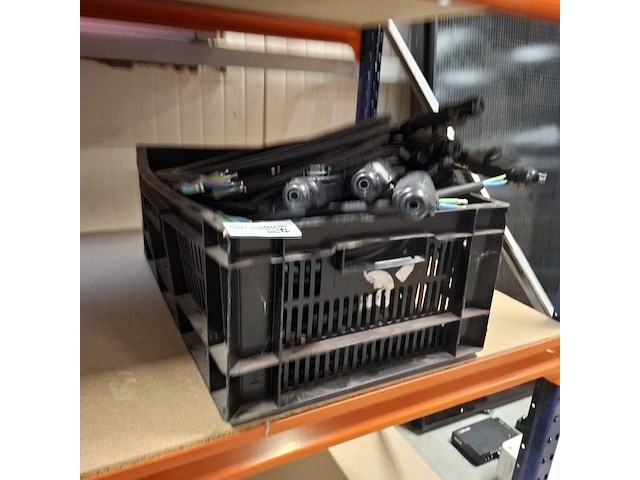 Ca.23x trunk cable zonnepanelen hoymiles - afbeelding 1 van  5