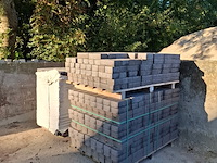 Ca.25m2 bestratingsteen o.a. haco, antraciet - afbeelding 1 van  8