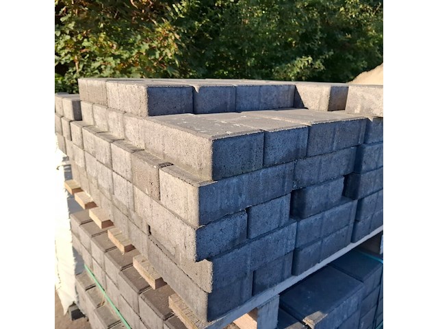 Ca.25m2 bestratingsteen o.a. haco, antraciet - afbeelding 5 van  8