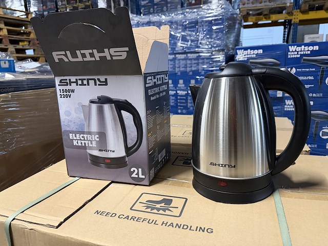 Ca.32x waterkoker shiny - afbeelding 1 van  5