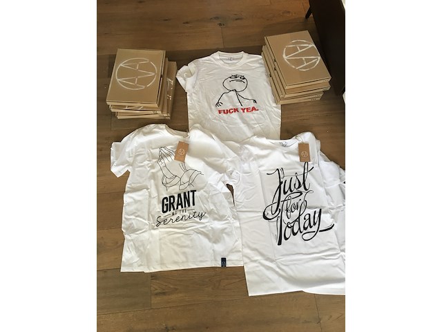 Ca.70x t-shirt aa, wit - afbeelding 2 van  4