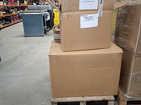 Ca.89x diverse motorbroeken diverse merken, zowel mannen als vrouwen broeken - afbeelding 7 van  7