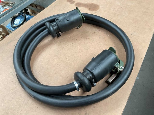 Cable assy intervehicular - afbeelding 1 van  2