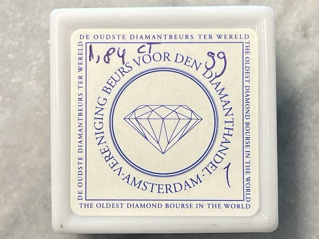 Cabochon robijn 1.84 ct - afbeelding 2 van  4