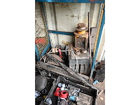 Cac - fbv 882 20”- zeecontainer met complete inhoud werkplaats container met tractor onderdelen - afbeelding 7 van  40