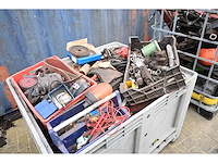 Cac - fbv 882 20”- zeecontainer met complete inhoud werkplaats container met tractor onderdelen - afbeelding 24 van  40