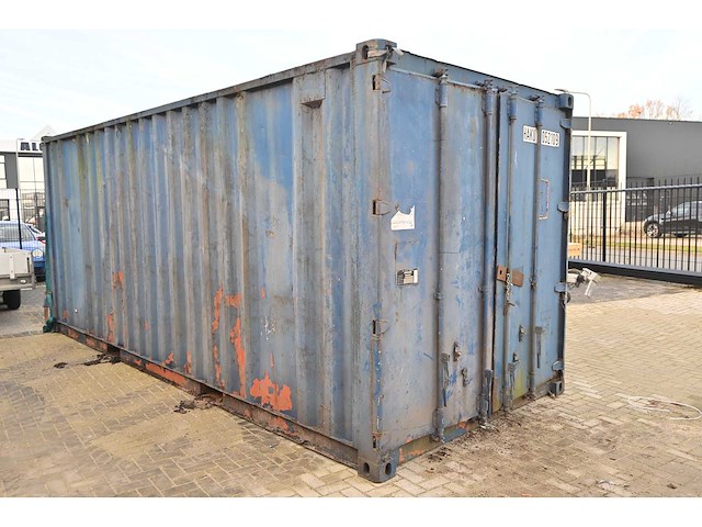 Cac - fbv 882 20”- zeecontainer met complete inhoud werkplaats container met tractor onderdelen - afbeelding 33 van  40