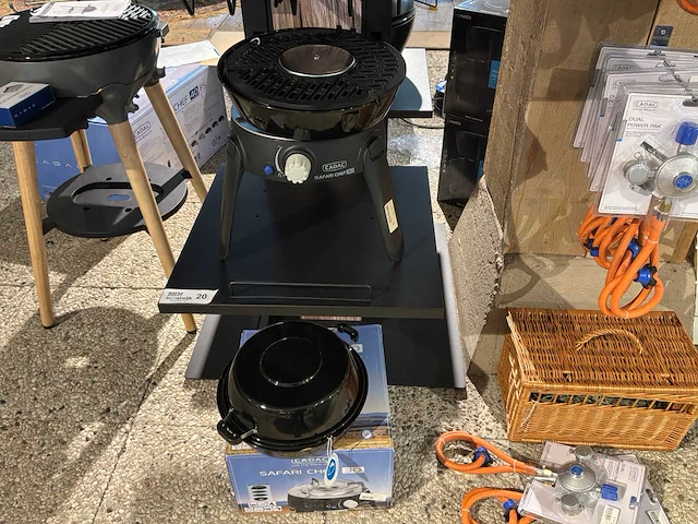 Cadac safari chef 30 gas bbq - afbeelding 1 van  4