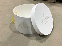 Cadeauverpakking (96x) - afbeelding 1 van  3