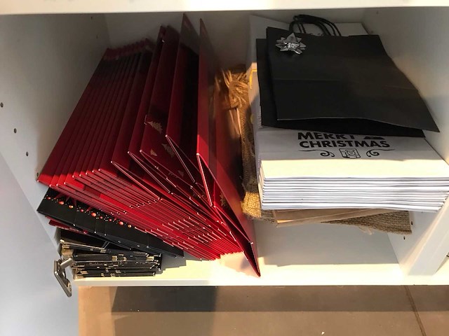 Cadeauverpakkingsmaterialen - afbeelding 4 van  8