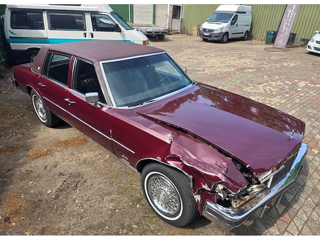 Cadillac - 1977 - seville - 5.7 - 45-zu-64 - afbeelding 6 van  14
