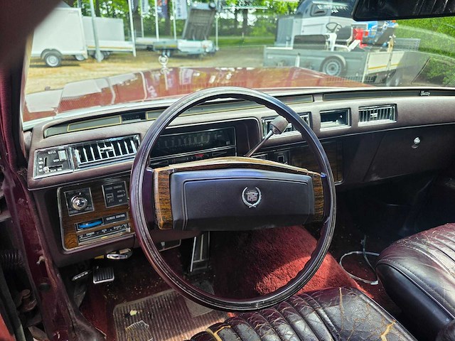 Cadillac - 1977 - seville - 5.7 - 45-zu-64 - afbeelding 11 van  14