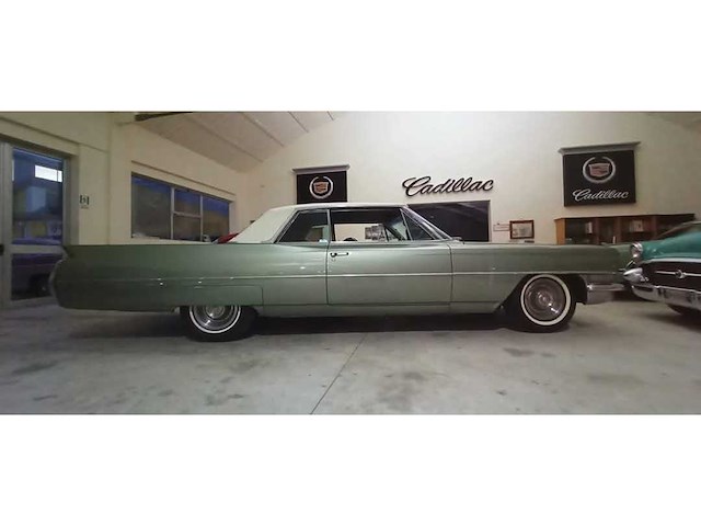 Cadillac - coupe deville - oldtimer - afbeelding 9 van  17