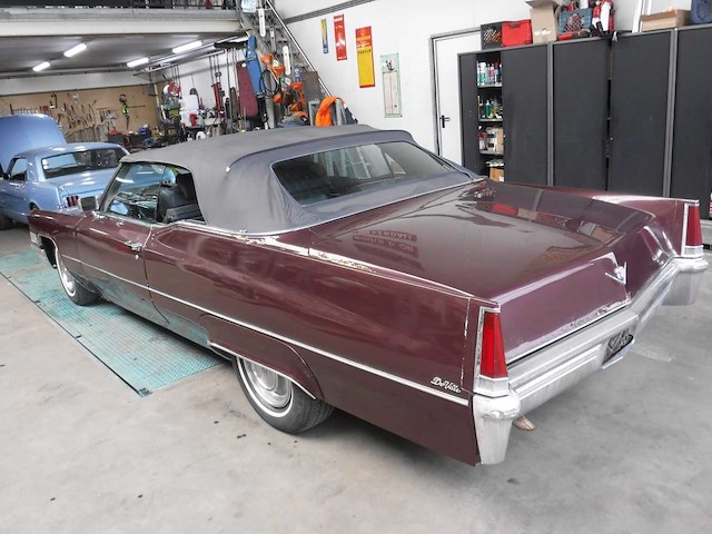 Cadillac - de ville - oldtimer - afbeelding 20 van  40