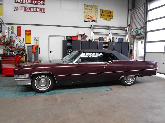 Cadillac - de ville - oldtimer - afbeelding 29 van  40