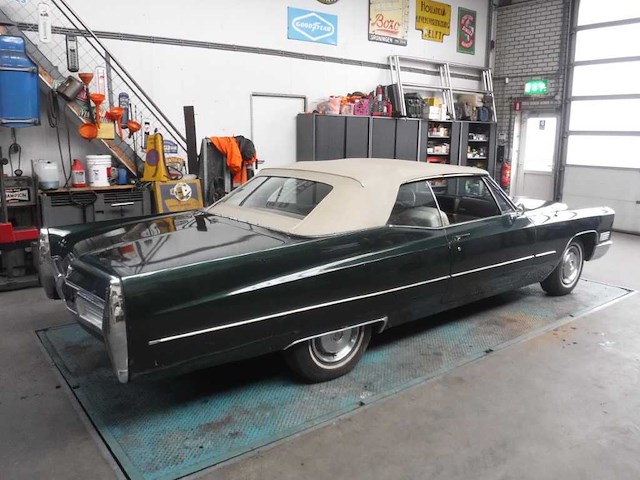 Cadillac - devillle - oldtimer - afbeelding 2 van  79