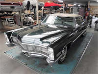 Cadillac - devillle - oldtimer - afbeelding 12 van  79