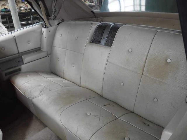 Cadillac - devillle - oldtimer - afbeelding 32 van  79
