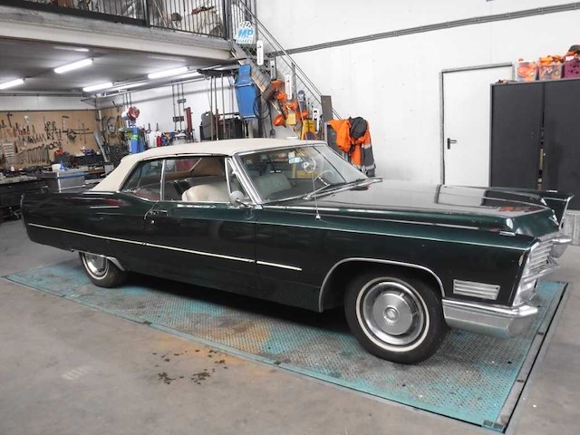 Cadillac - devillle - oldtimer - afbeelding 76 van  79