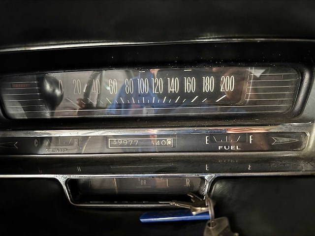 Cadillac - fleetwood - fleetwood - oldtimer - afbeelding 16 van  17