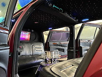 Cadillac - limo - - car - afbeelding 16 van  16