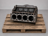 Cadillac 429 v8 engine | american classic engine restoration project - afbeelding 1 van  9