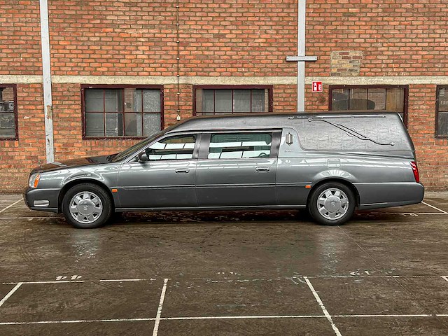 Cadillac deville miller meteor hearse 4.6 v8 279pk 2005 rouwauto - afbeelding 8 van  40