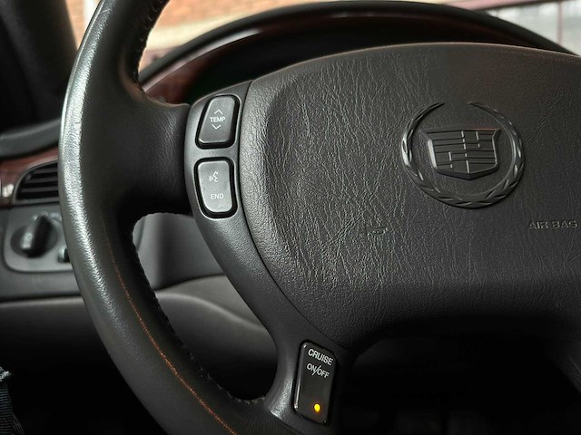 Cadillac deville miller meteor hearse 4.6 v8 279pk 2005 rouwauto - afbeelding 13 van  40