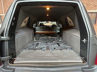 Cadillac deville miller meteor hearse 4.6 v8 279pk 2005 rouwauto - afbeelding 24 van  40