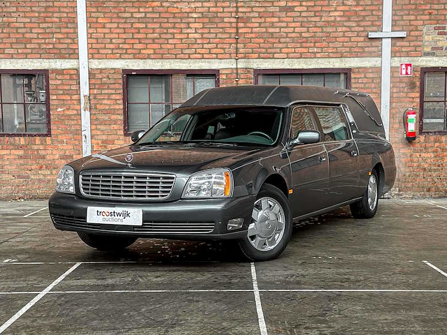 Cadillac deville miller meteor hearse 4.6 v8 279pk 2005 rouwauto - afbeelding 18 van  40