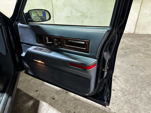 Cadillac fleetwood brougham 256pk 1995, g-578-kg - afbeelding 28 van  37