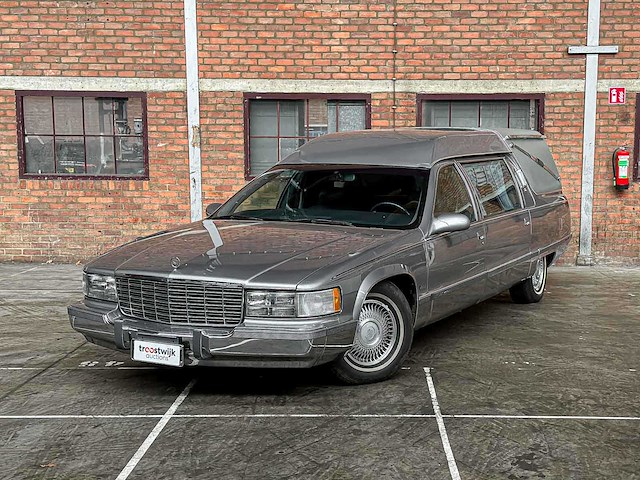 Cadillac fleetwood krystal koach funeral car 5.7 v8 263pk 1995 - afbeelding 11 van  43