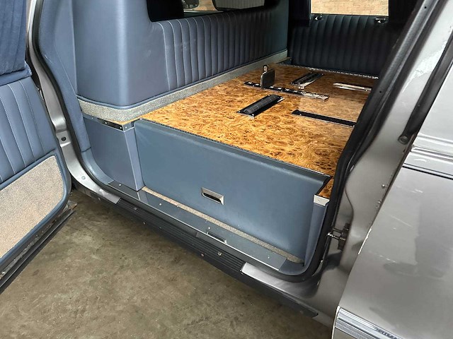 Cadillac fleetwood krystal koach funeral car 5.7 v8 263pk 1995 - afbeelding 23 van  43