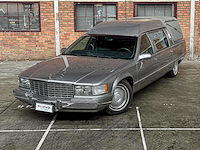 Cadillac fleetwood krystal koach funeral car 5.7 v8 263pk 1995 - afbeelding 22 van  43